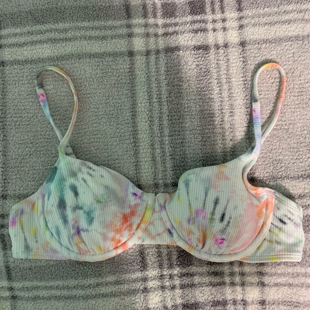 Bikini top size M